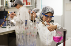 Chilean women committed to science for a better future world