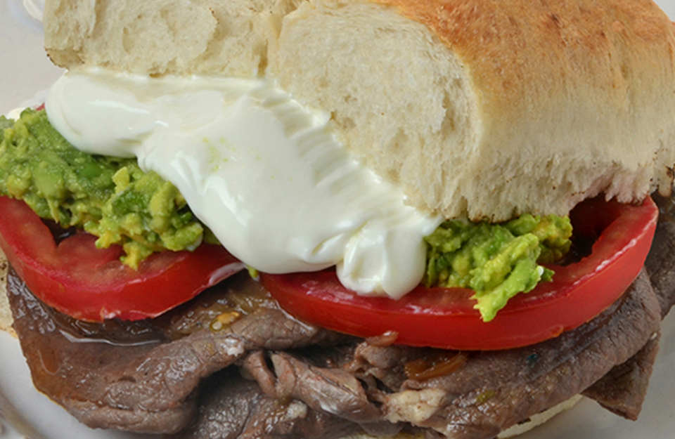 “Italian” Meat Sandwich | Marca Chile